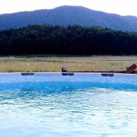 Holiday Home In Smiljan 17134 ภายนอก รูปภาพ