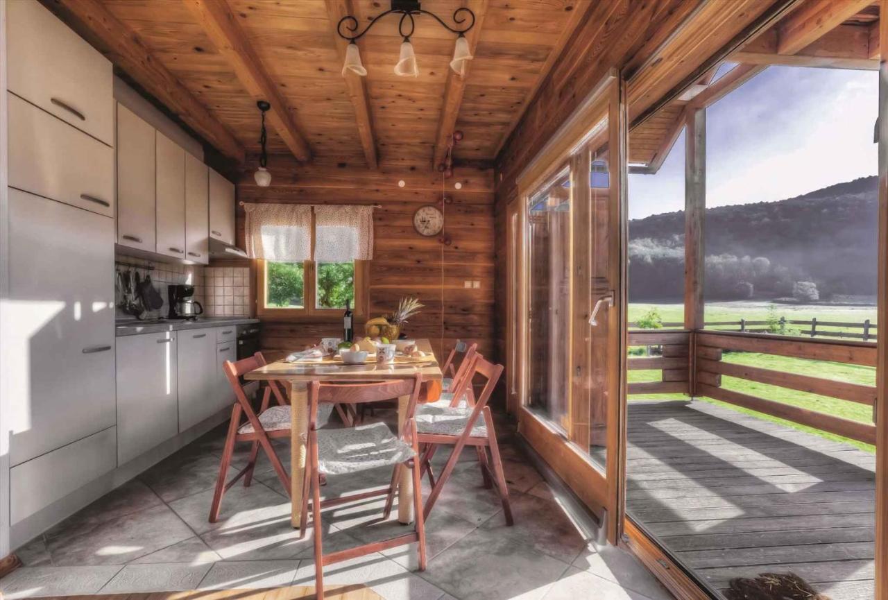 Holiday Home In Smiljan 17134 ภายนอก รูปภาพ