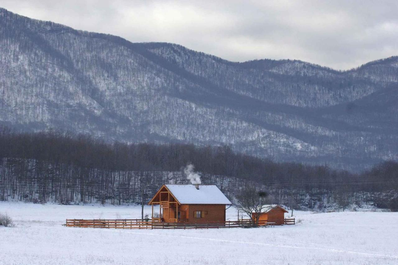 Holiday Home In Smiljan 17134 ภายนอก รูปภาพ